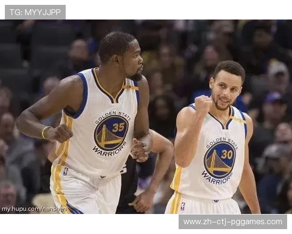 NBA圆柱体训练法与应用:分析NBA球员如何使用圆柱体训练来提高表现 NBA圆柱体训练法与应用:分析NBA球员如何使用圆柱体训练来提高表现